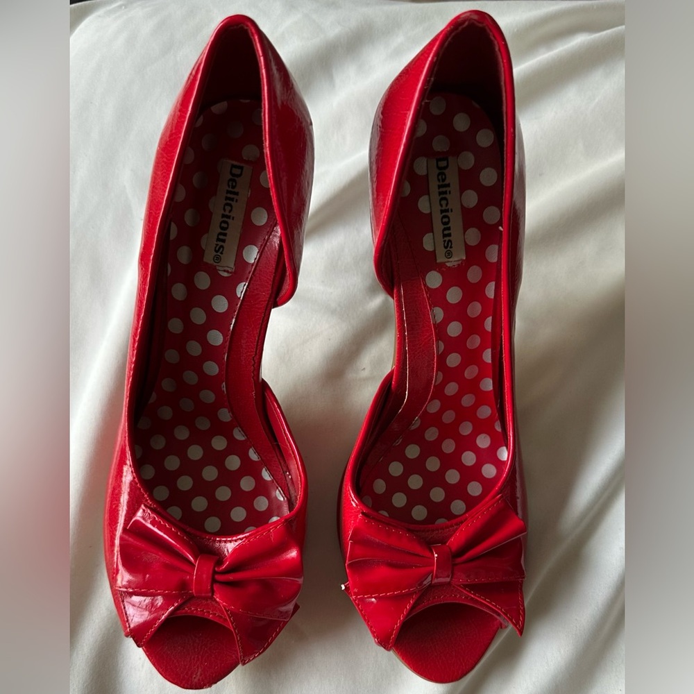 Delicious Red Bow Peep Toe Heels